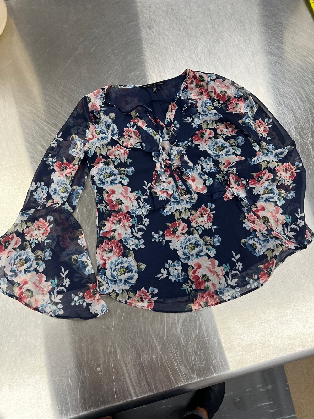 White House Black Market Navy Floral Tie-Front Blouse Women’s 2 or S